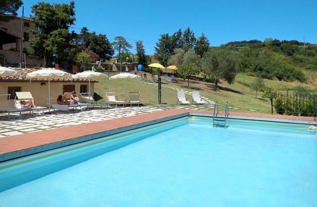 Cosy apartment for 4 guests with pool, WIFI, TV and pets allowed