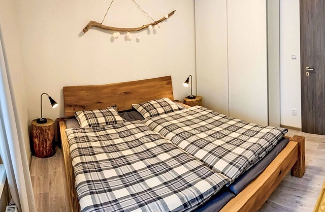 Cosy apartment for 5 people with WIFI and TV