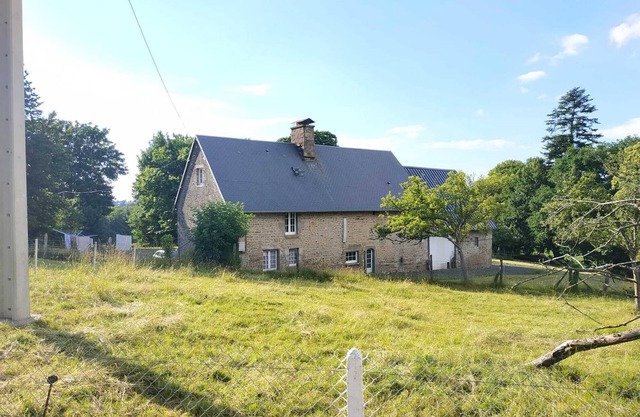 Cosy apartment in a 17th-century farmhouse lost in nature