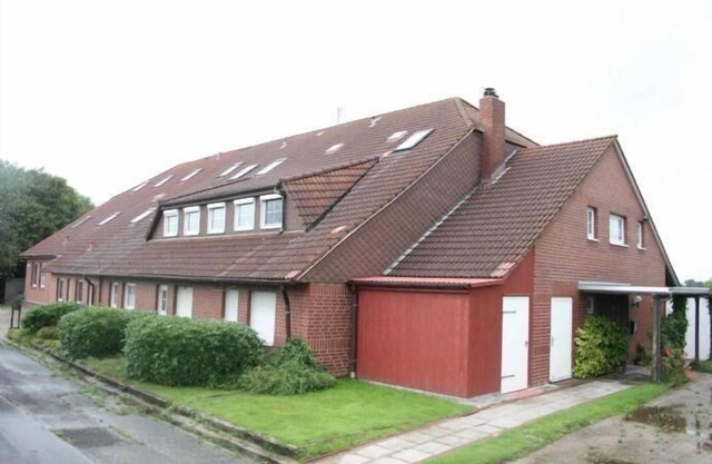 Cosy Apartment in Jade with Private Parking