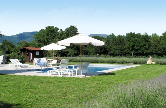 Cosy apartment in villa for 4 people with pool, WIFI, A/C, TV and terrace