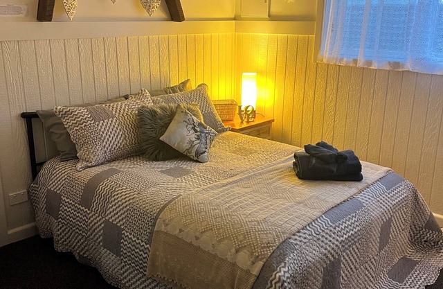 Cosy comfortable great location nEchuca cbd : The Watchmakers cottage.