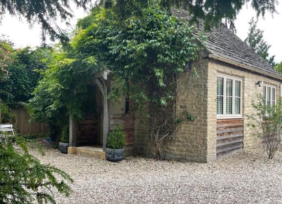 Cosy cottage in the heart of the Cotswolds