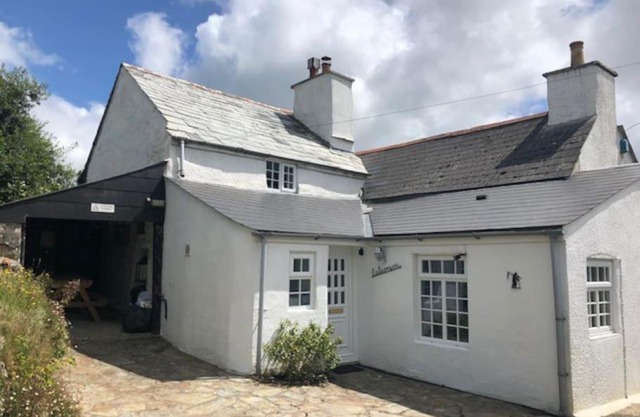 Cosy Cottage Real Fire Nearby Pub Garden Parking