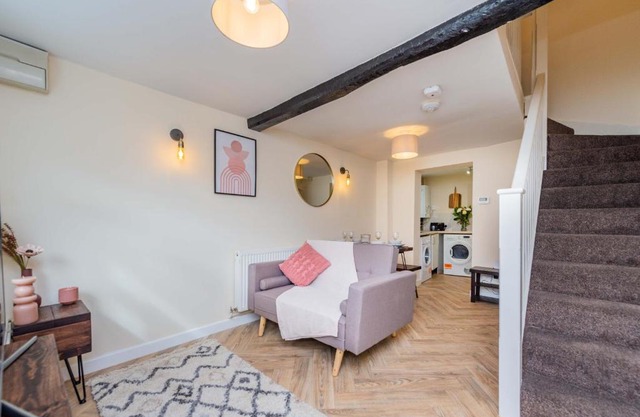 Coton Hill Shrewsbury Cottage