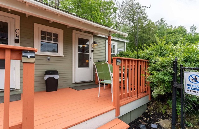 Cottage 12 Summary: A