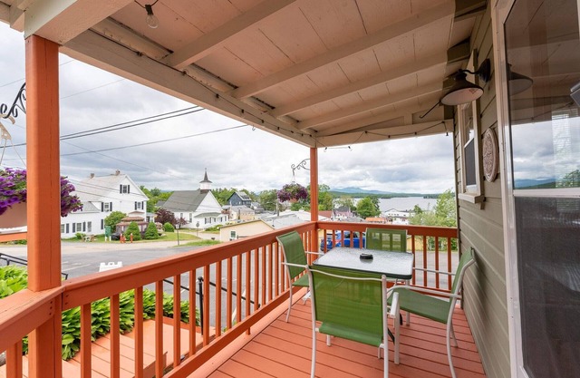 Cottage 16 Summary: T