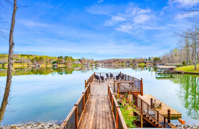 Cottage at the Lake