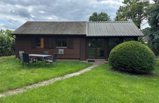 Cottage at the pottery gate