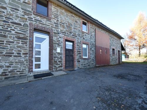 Cottage in Kuchelscheid with Terrace