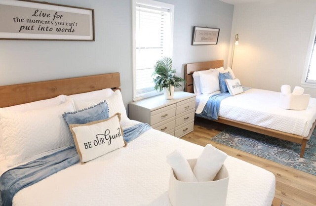 Cottage In The Woods! Secluded! Fully Renovated!