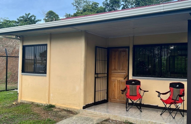 Cottage near Playa Bonita & Cahuita - 45 min