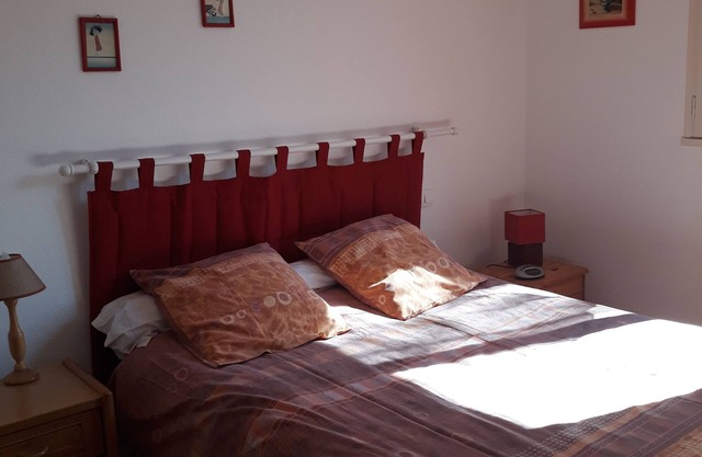 Country apartment close to the forest. You can go for a nice walk,