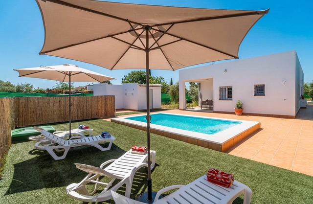 Country House 'Olivera' with Private Pool, Wi-Fi and Air Conditioning