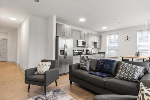 Cozy 10BR 10BA combined Apartment Near Downtown Cincinnati