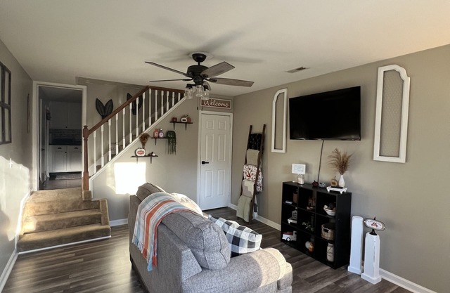 Cozy 1BR Apt Minutes From Skyline Drive!