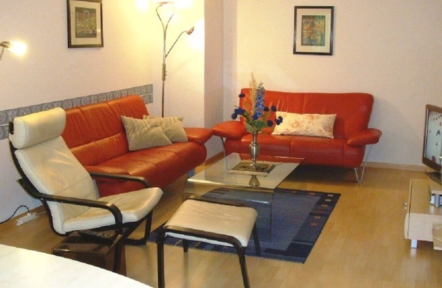 Cozy 2.5 room vacation apartment * indoor pool-sauna, not far from pure nature.