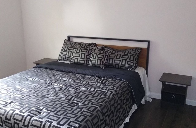 Cozy 2 bedroom studio Near Sandy Beach Water Park