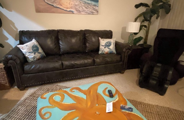 Cozy 2-bedroom townhome in amazing Lecanto with WiFi, AC
