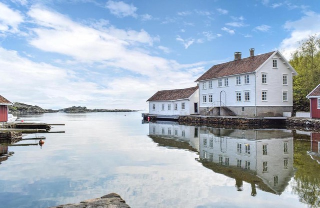 Cozy Apartment In Farsund