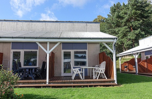 Cozy apartment in Nexø with kitchen