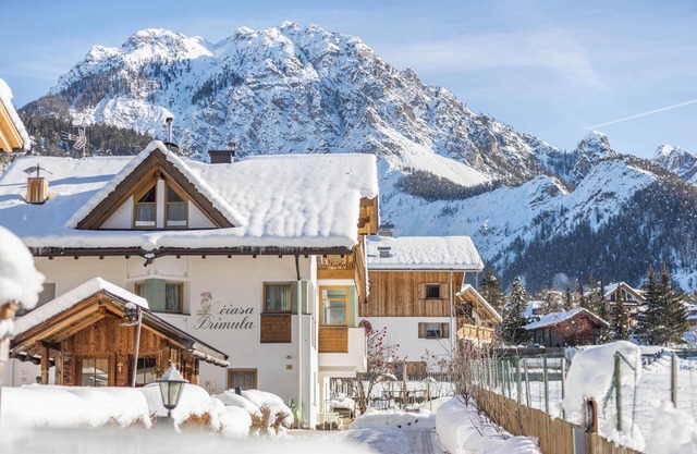 Cozy “Appartamento 1” close to Cable Cars and Ski Lifts with Wi-Fi