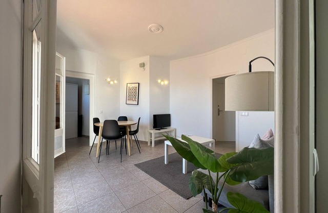 Cozy apt next to Sagrada Familia with amazing view