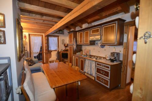 Cozy attic in the center of San Vito