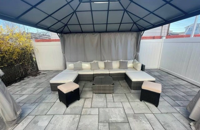 Cozy Backyard Oasis near EWR/NYC/American Dream Mall