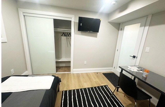 Cozy bedrooms hosts upto 6 People