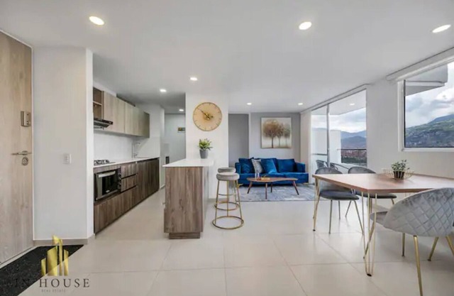 Cozy bright Apt with balcony - Metropolitana 2226