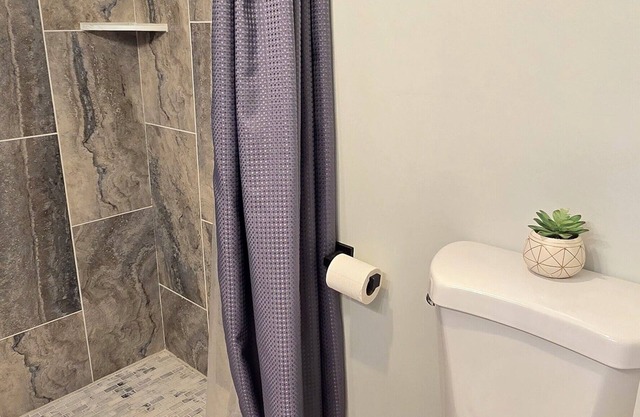 Cozy Cabin 1 | 1BR + Kitchenette Near Pikes Peak