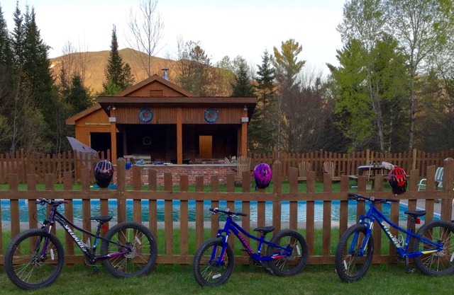 Cozy cabin with pool and direct access to Kingdom Trials