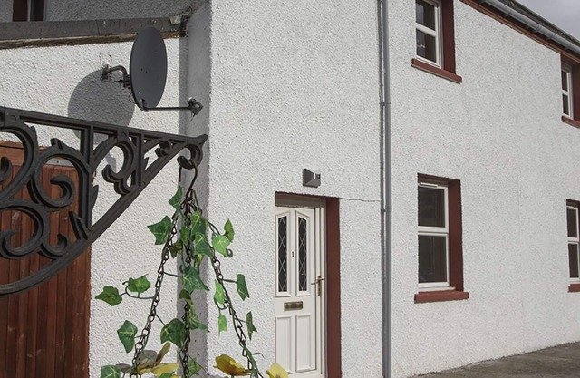 Cozy Cottage In Picturesque Scotland