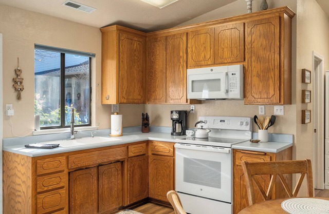 Cozy Country Studio. 5 minute drive from Chico!