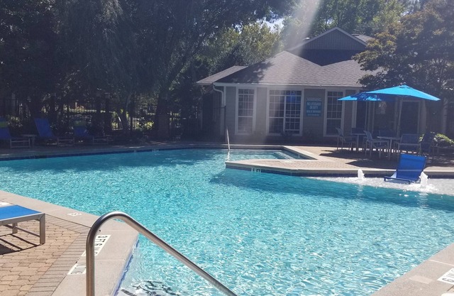 Cozy Couples Retreat By Royal T. - Privately Gated w/Resort-Style Pool & Gym