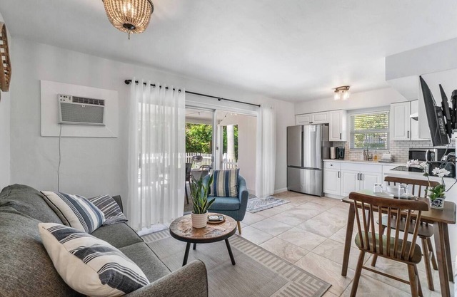 Cozy Delray Beach House Waterfront Intracoastal