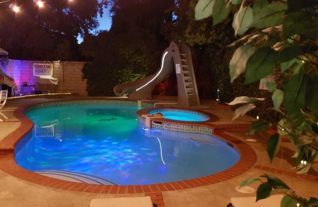Cozy Guesthouse w pool and heated jacuzzi - Santa Clarita