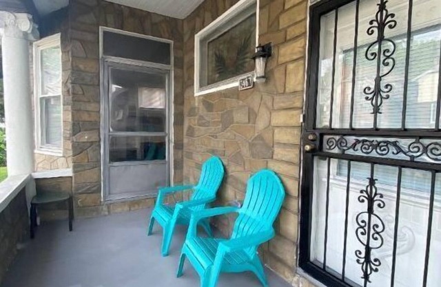 Cozy Hidden Gem - Unit 2