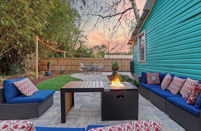 Cozy High Springs Retreat Near Blue Springs, Renovated Pet-Friendly Backyard!