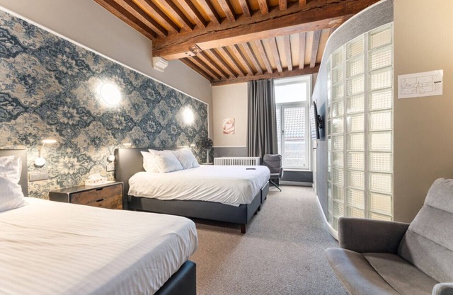 Cozy Historical Triple Room in Bruges Center