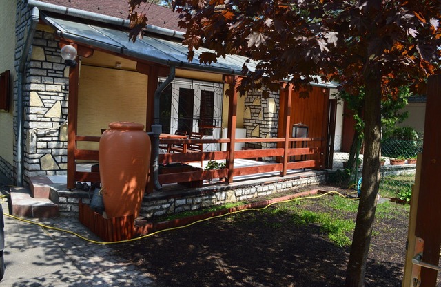 Cozy holiday home in Balatonszeplak So 200m to the Balaton footpath