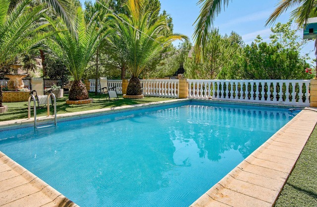 Cozy home in Doña Mencía with WiFi