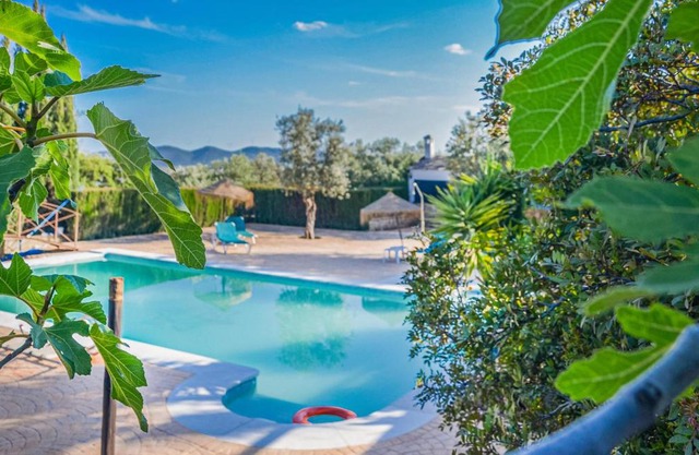 Cozy Home In Estepa With Kitchen