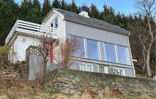 Cozy Home In Nerlandsøya Grunnkrets