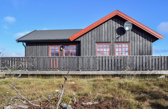 Cozy home in Sjusjøen with kitchen