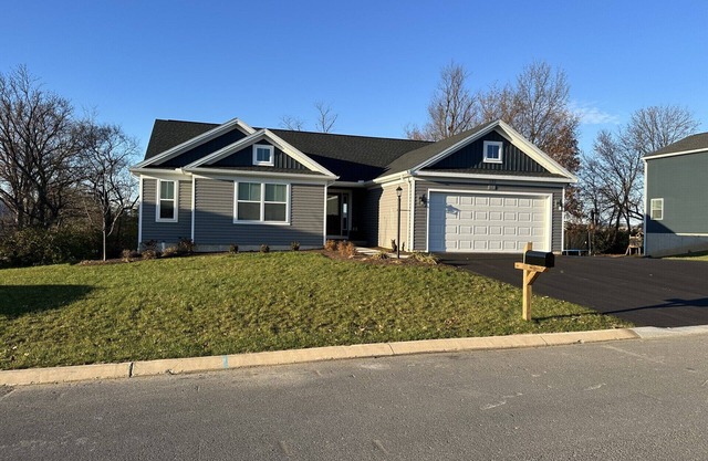 Cozy Home minutes to State College, Penn State & Historic Bellefonte. Sleeps 14