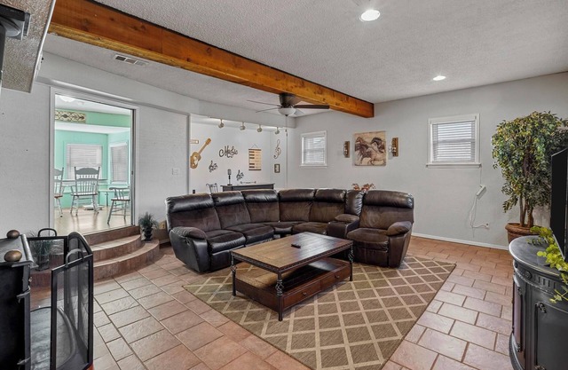 Cozy Home - North Richland Hills