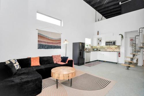 Cozy Home Sleeps9 HighSpeed WiFi500MBPS Plus