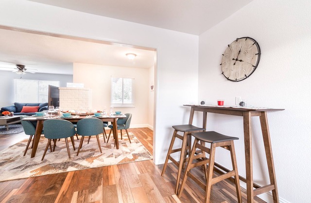 Cozy home with pool 🏊♀️